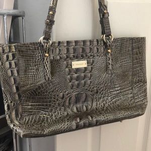 Brahmin Medium Asher.